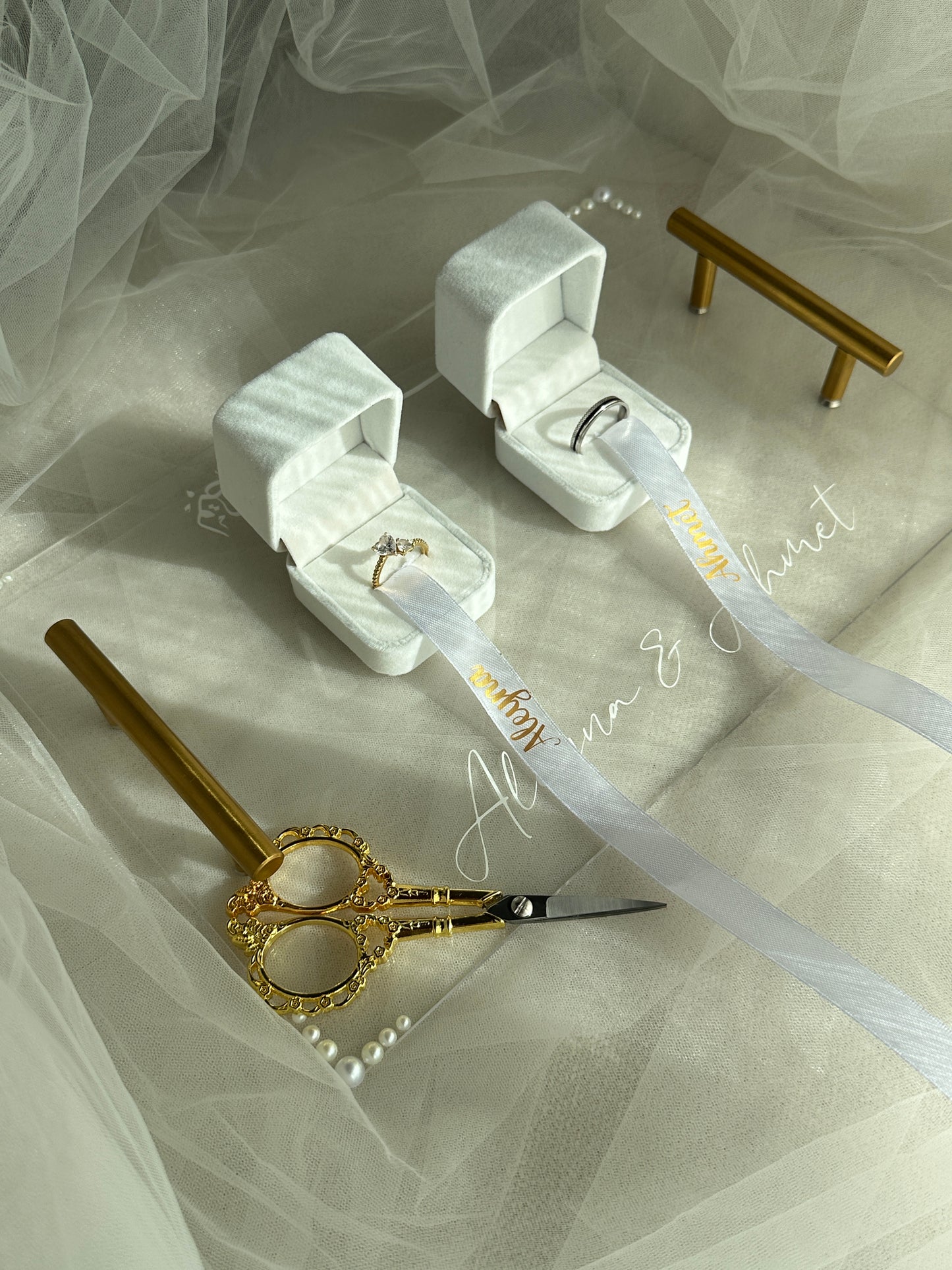 Ayat of Love – Acrylic Ring Display